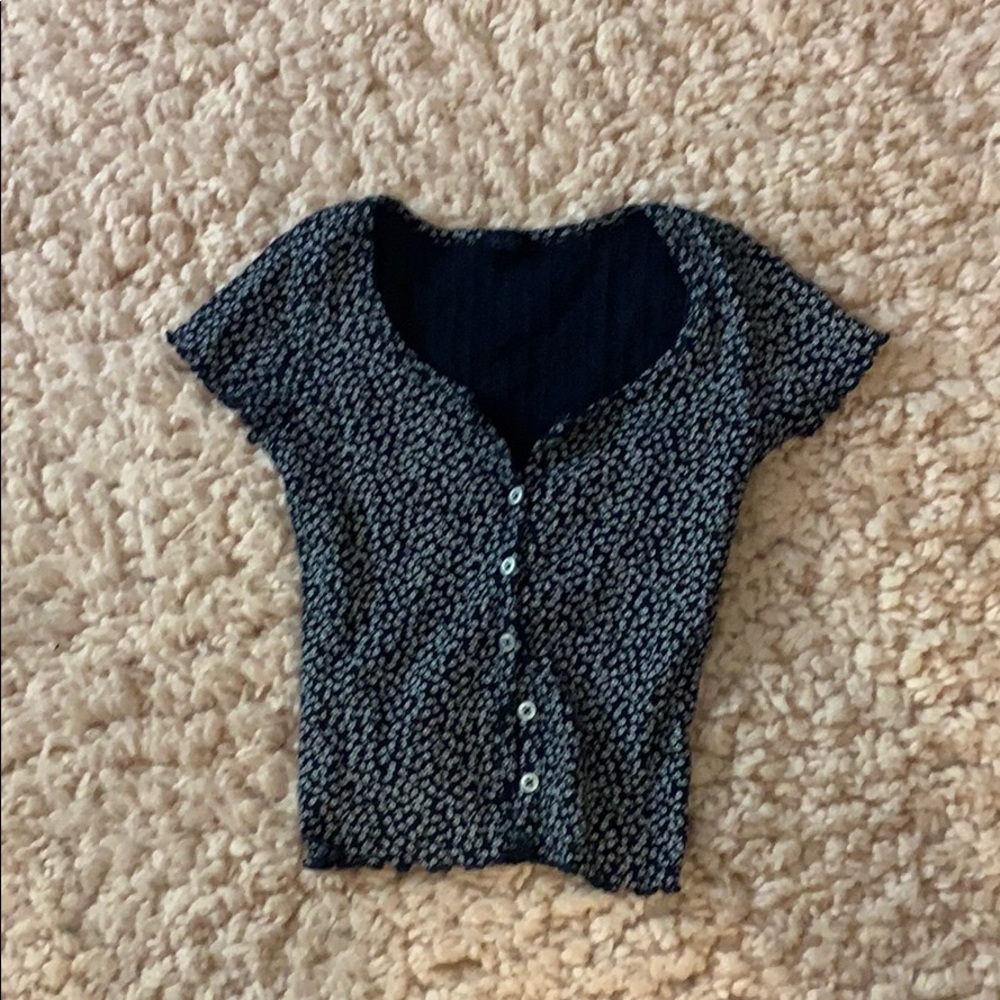 BRANDY MELVILLE TOP